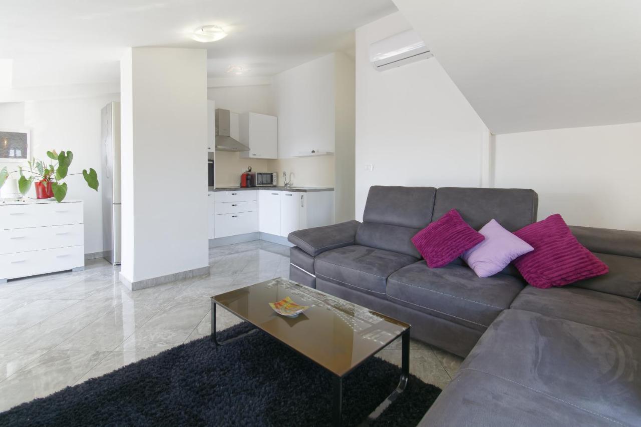 Apartments Goran By Rent Istria Umag Dış mekan fotoğraf
