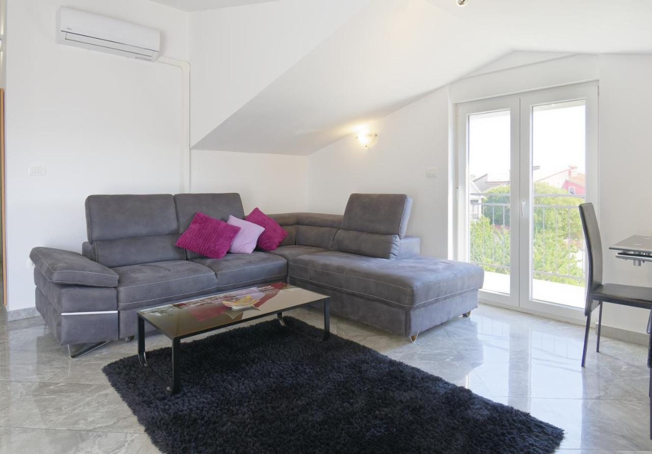 Apartments Goran By Rent Istria Umag Oda fotoğraf
